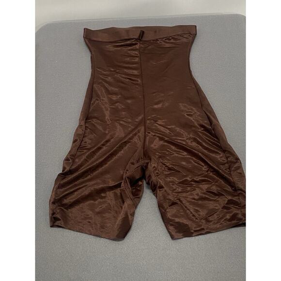 Skims Womens Barely There Shapewear High Waist Shortie Size S Cocoa - Picture 1 of 3
